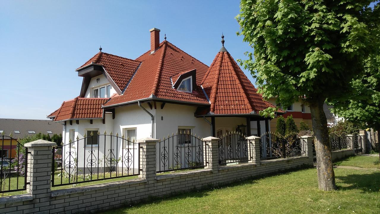 Balaton White House Otel Vonyarcvashegy Dış mekan fotoğraf